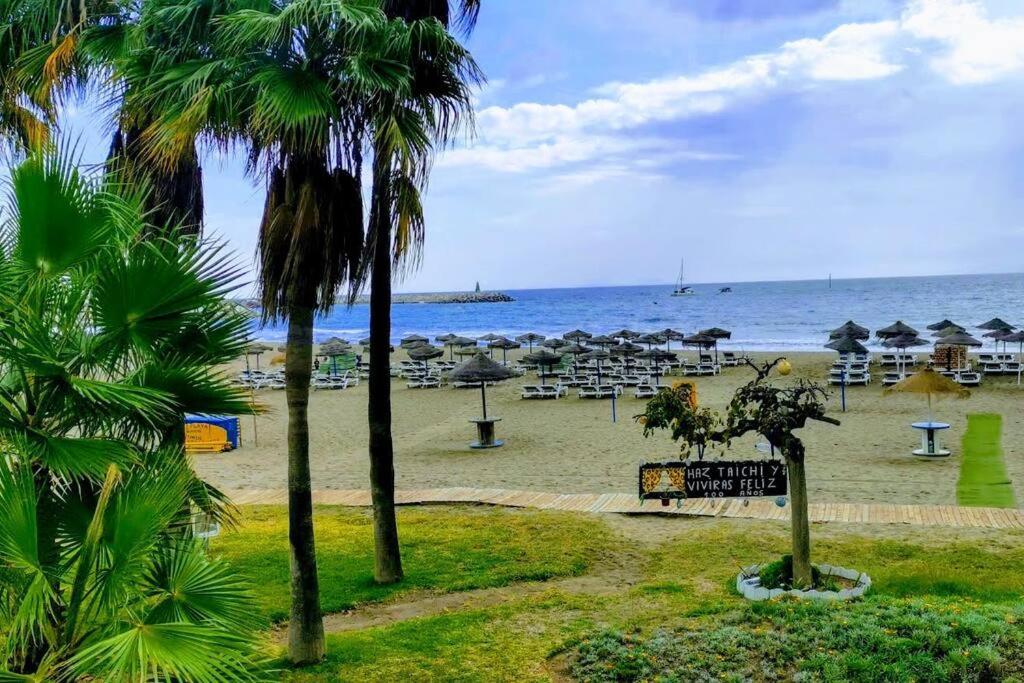 Beautiful Sea Views Cozy Apartment 350 M From Beach بينالماذينا المظهر الخارجي الصورة