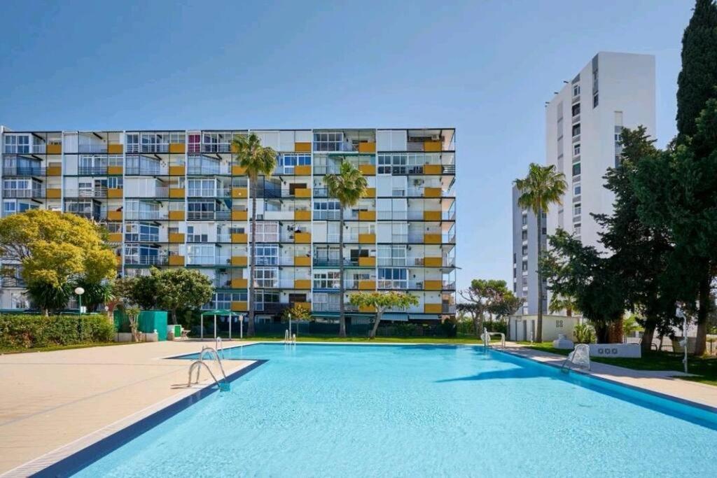 Beautiful Sea Views Cozy Apartment 350 M From Beach بينالماذينا المظهر الخارجي الصورة