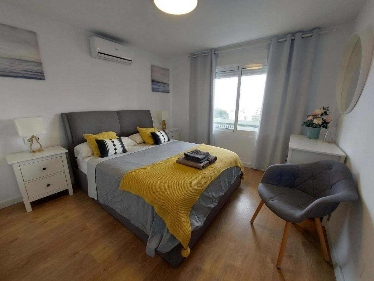 Beautiful Sea Views Cozy Apartment 350 M From Beach بينالماذينا المظهر الخارجي الصورة
